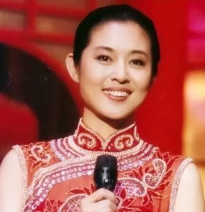 ​三婚嫁给杨亚洲的倪萍，经历两段失败的婚姻，如今苦尽甘来也有遗憾