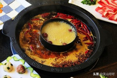 ​红油是什么油什么做的（火锅底料中的红油，是用什么油制成的？）