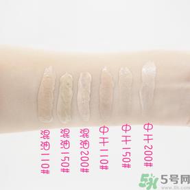 revlon露华浓粉底液怎么样？露华浓粉底液色号选择与试色