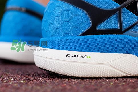 reebok floatride run脚感怎么样？锐步floatride跑鞋测评