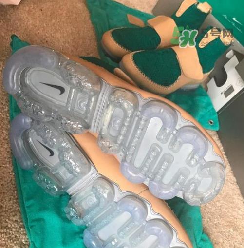 marc newson与nike air vapormax联名高帮袜子鞋多少钱？