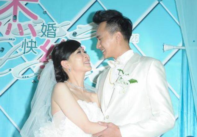 “姐弟恋”7年后结婚，婚后为怀孕吃尽苦头，46岁喜获龙凤胎！