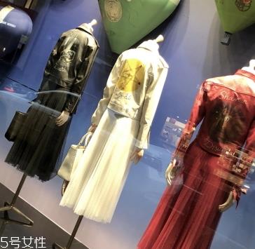 dior迪奥衣服一般多少钱？