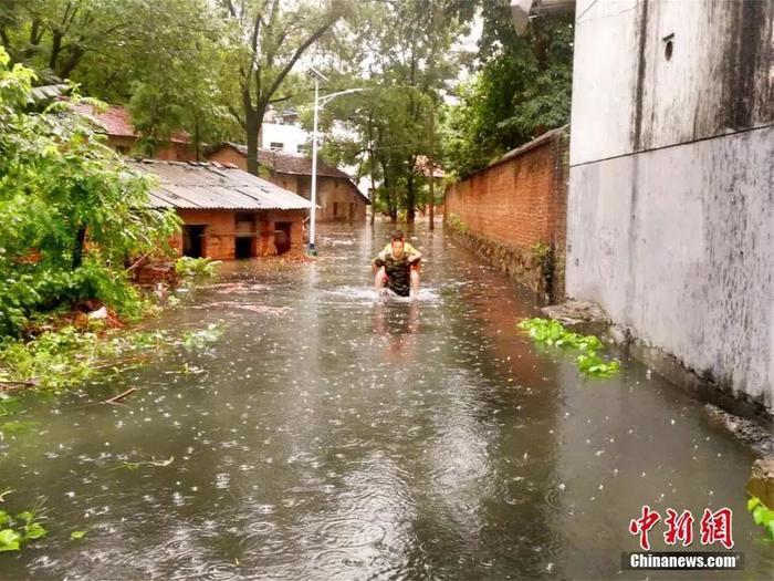 关注 | 叫嚣“消防员都死去吧”？！拘！