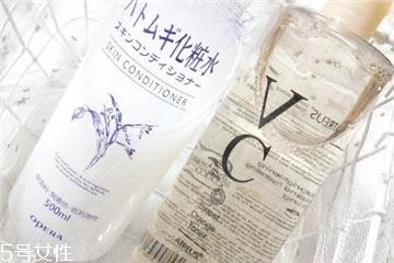 泰国vc水和薏仁水哪个好用 泰国vc水和日本薏仁水对比